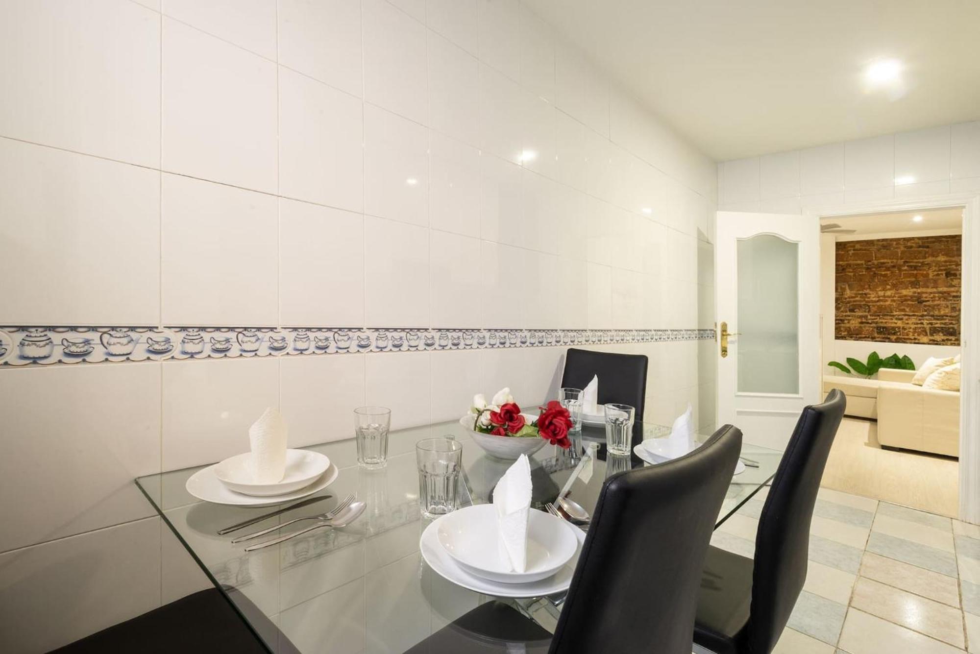 Apartamentos Day Madrid Tribunal Centro Gran Via Sol Eksteriør billede