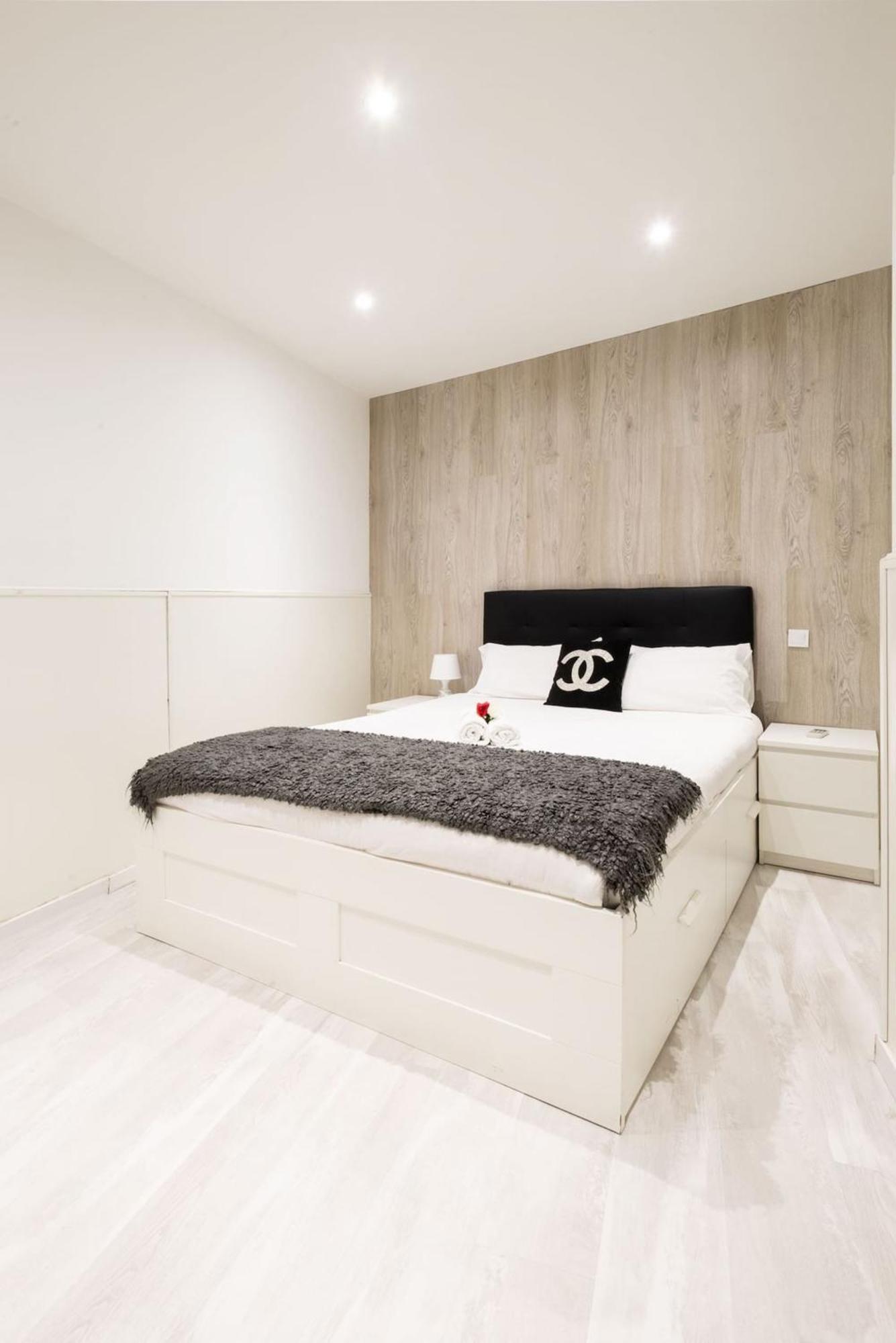 Apartamentos Day Madrid Tribunal Centro Gran Via Sol Eksteriør billede
