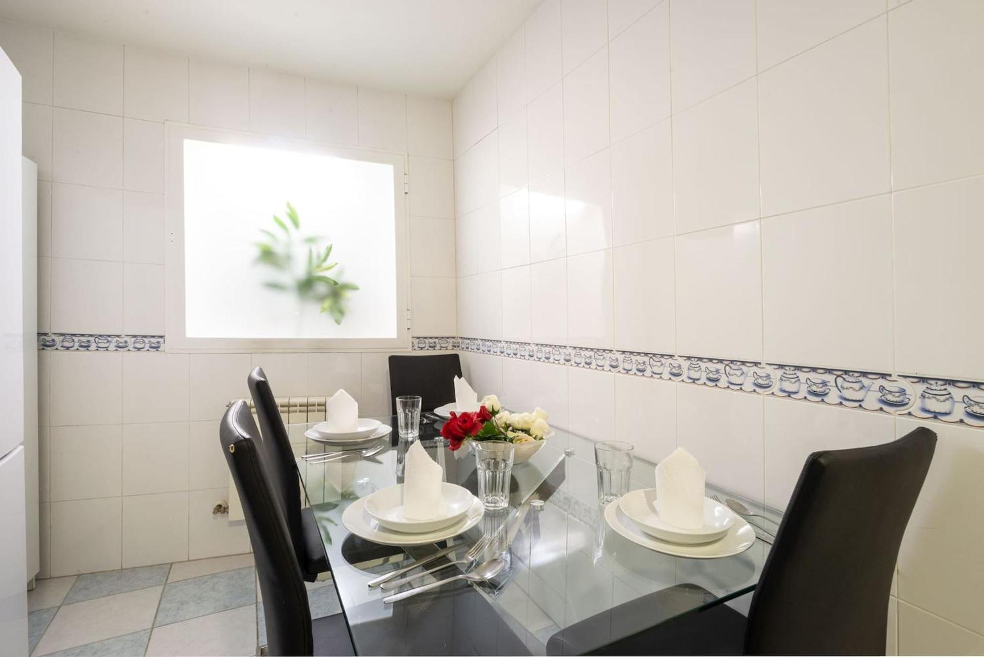 Apartamentos Day Madrid Tribunal Centro Gran Via Sol Eksteriør billede