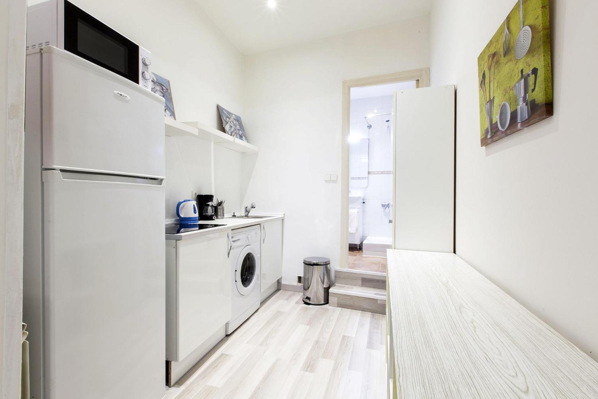Apartamentos Day Madrid Tribunal Centro Gran Via Sol Eksteriør billede