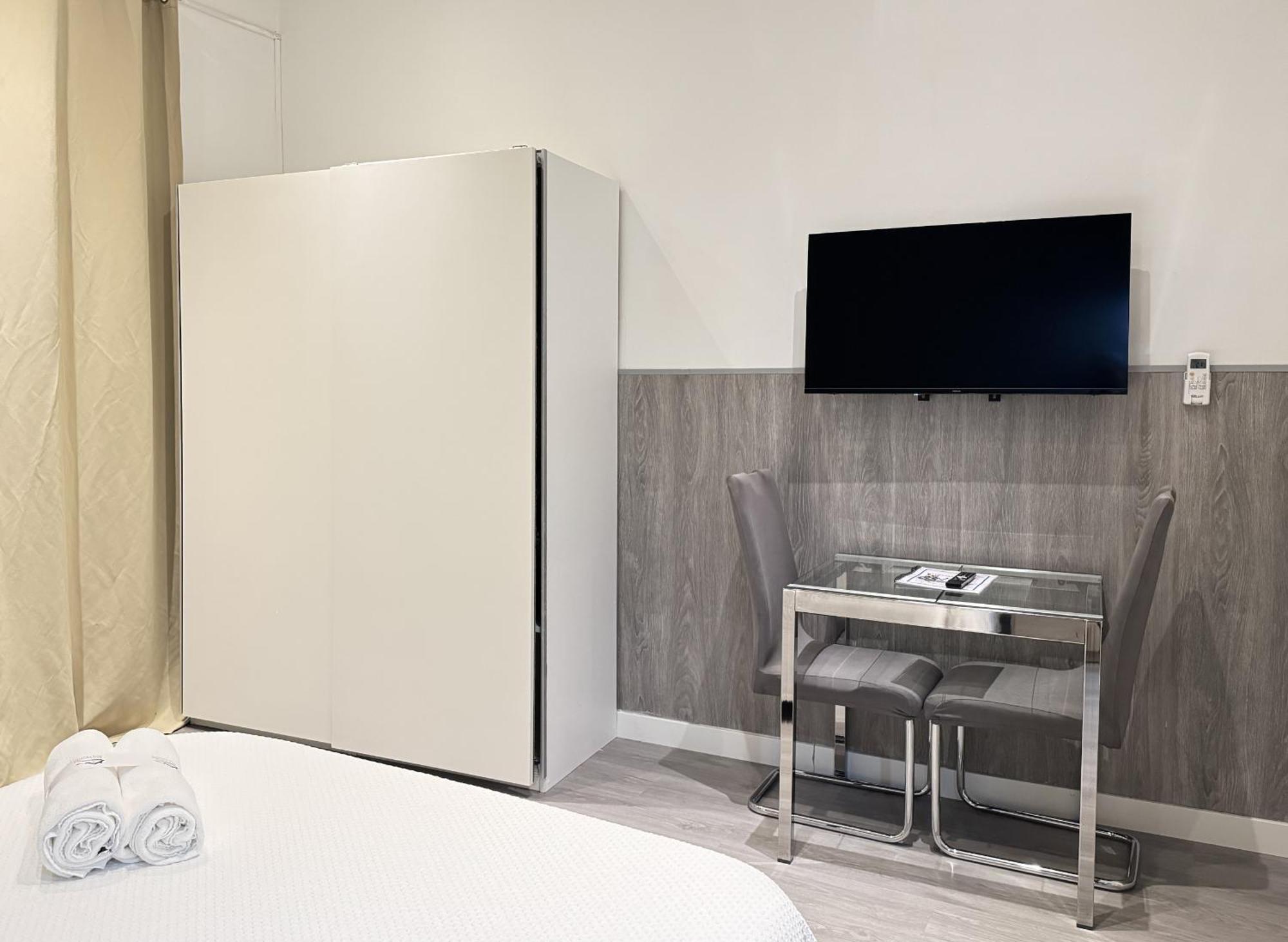 Apartamentos Day Madrid Tribunal Centro Gran Via Sol Eksteriør billede
